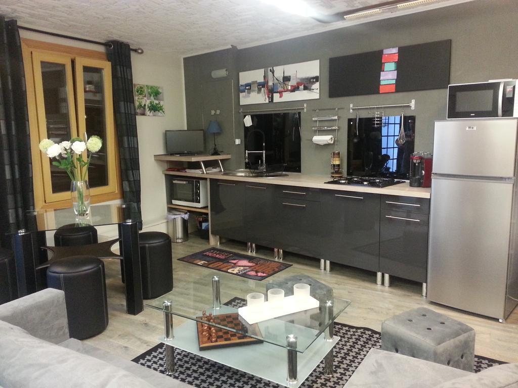 Escapade Saint Jean Apartament Montluçon Zewnętrze zdjęcie